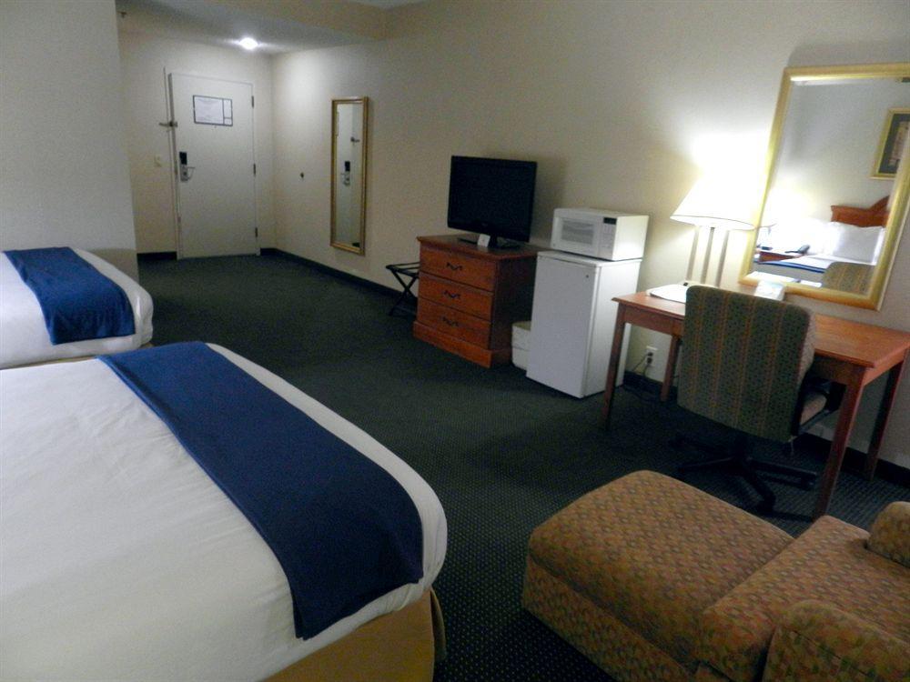 Holiday Inn Express Anderson I-85 - Exit 27- Highway 81 By Ihg Phòng bức ảnh